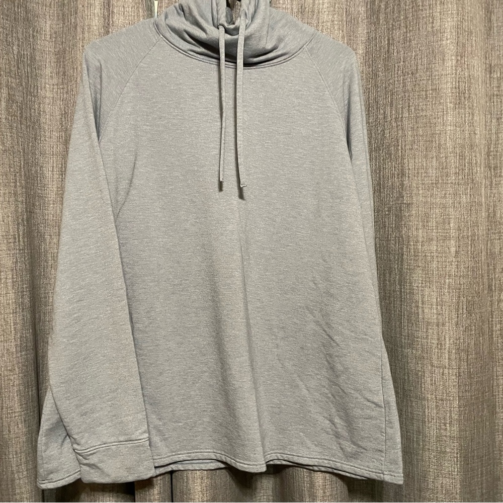 Cute, comfy blue-grey sweatshirt. 32Heat Brand.